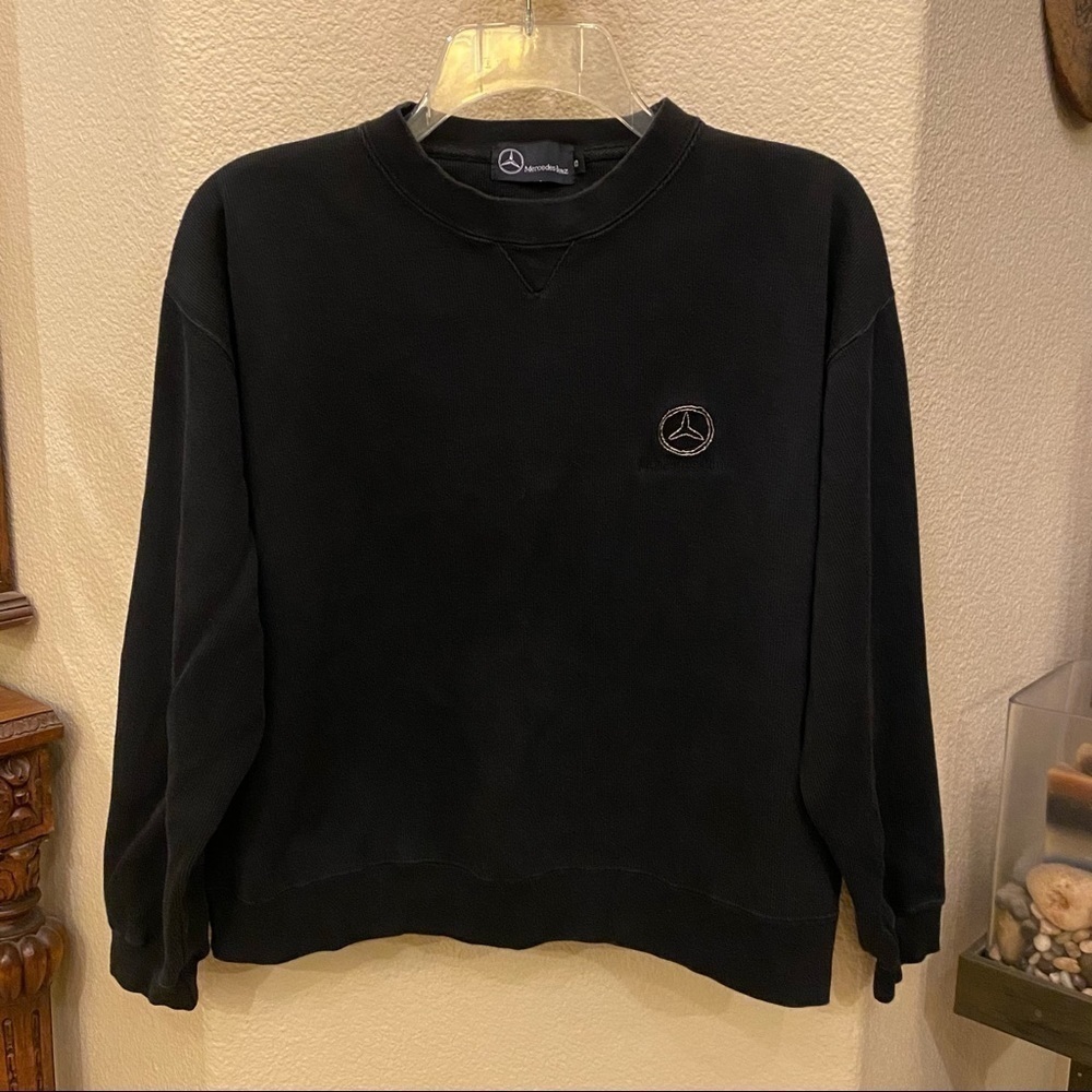 Vintage MERCEDES-BENZ Women Black Crewneck Sweatshirt Size Small